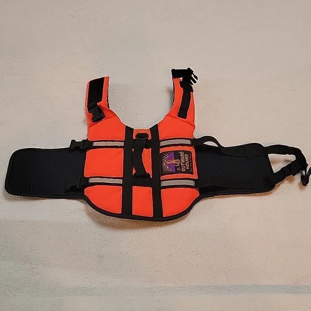Outward Hound doggie life preserver
